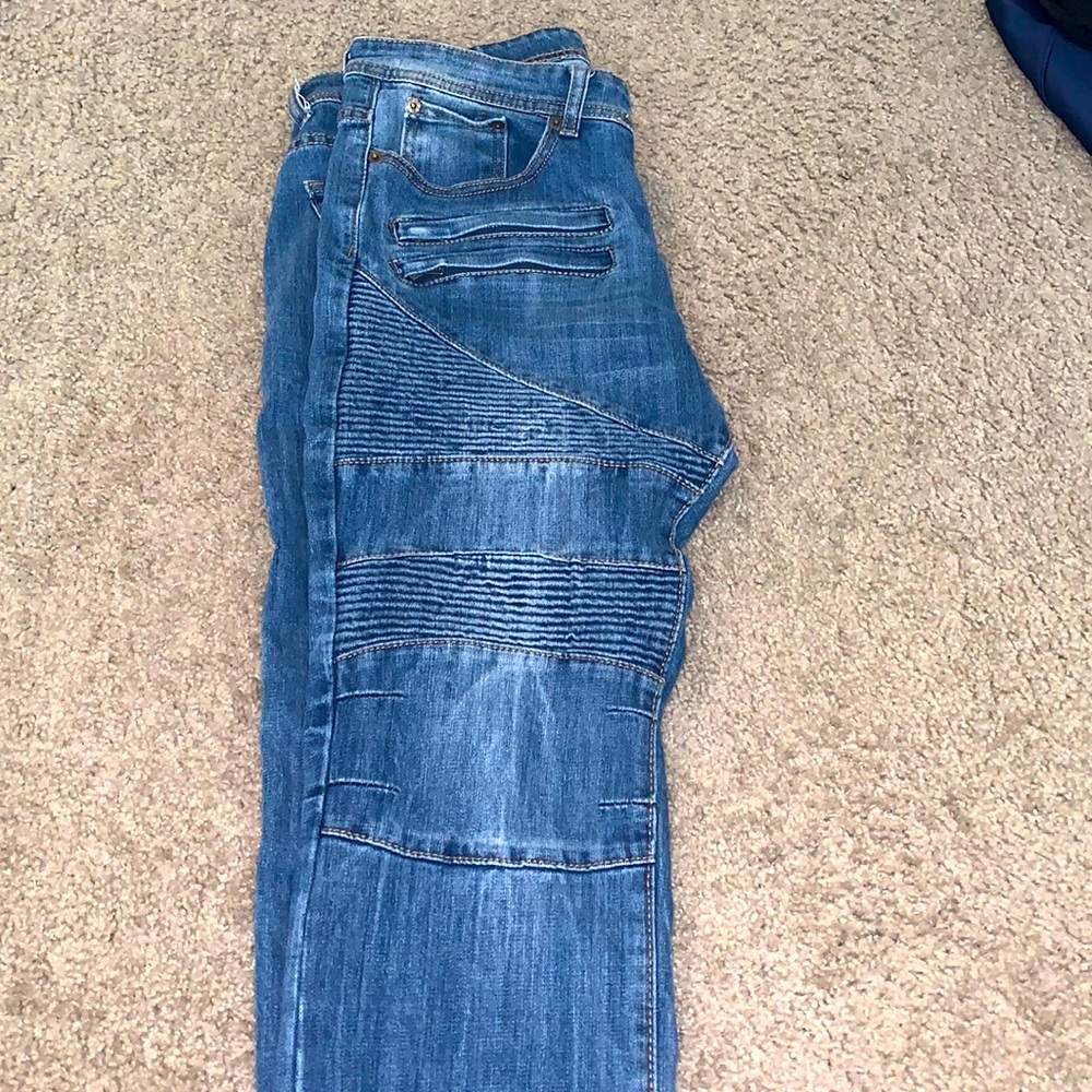 Jeans.